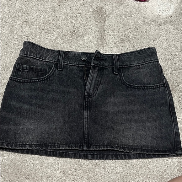 Hollister Dresses & Skirts - Classic Black Denim Skirt with built in shorts